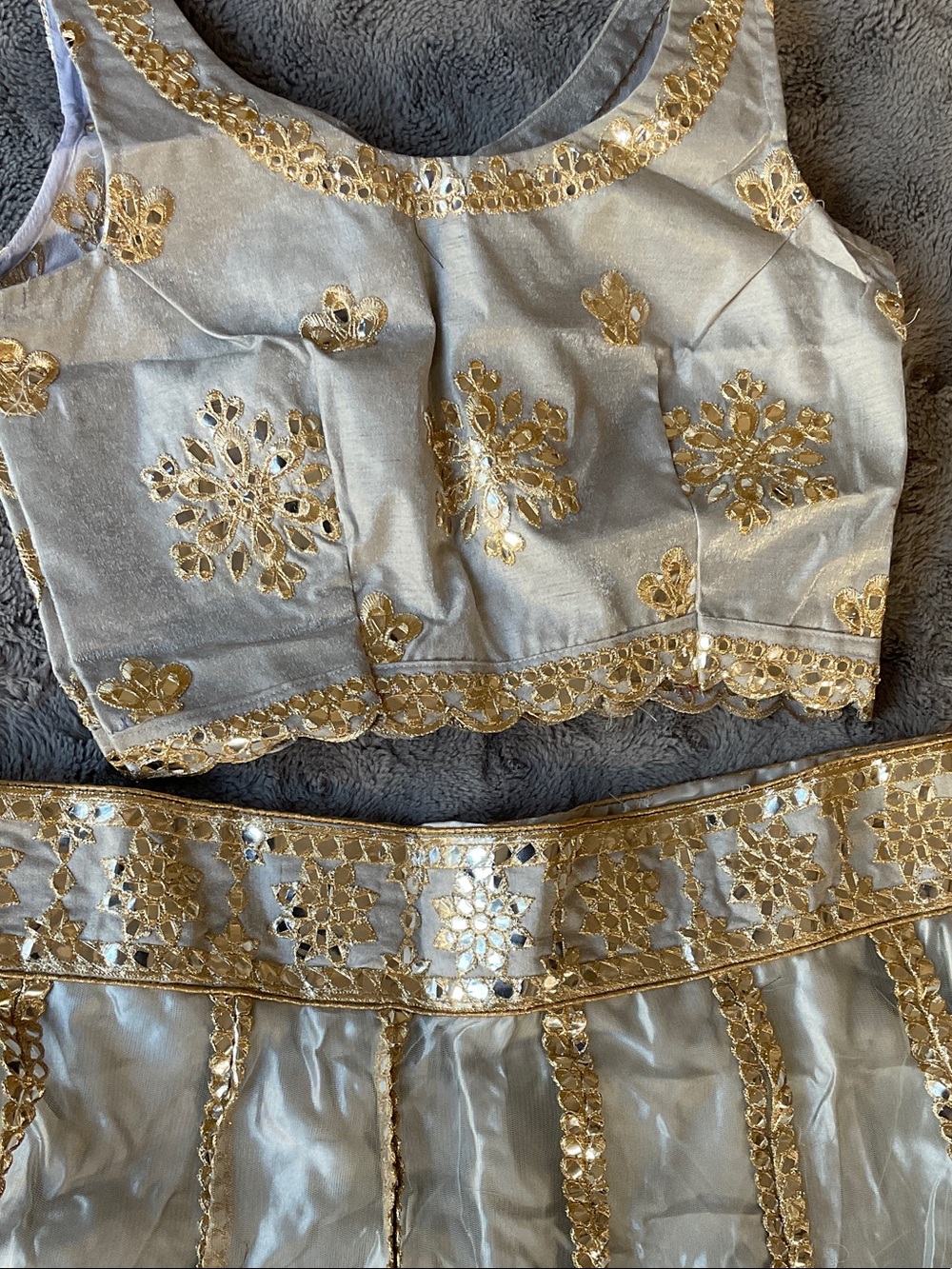 Elegant Pale Sage Embroidered Lehenga Set with Gold Accents NWOT - Picture 5 of 7